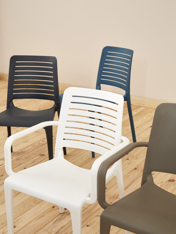 Plastični gostinski stol Park Armchair - Image 20