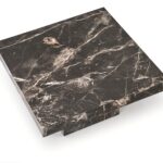 Lesena mizica Monolith 17