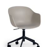 Plastični gostinski stol Globe K Chief 1