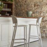 Plastičen gostinski barski stol Trena Stool 21