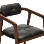 Oblazinjen gostinski stol Nova 17